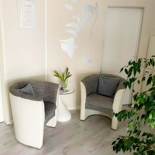 Elbkosmetik nagelstudio de 2